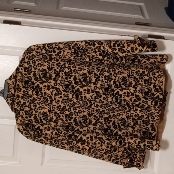 Xlarge R Q T jacket - Picture 2 of 9